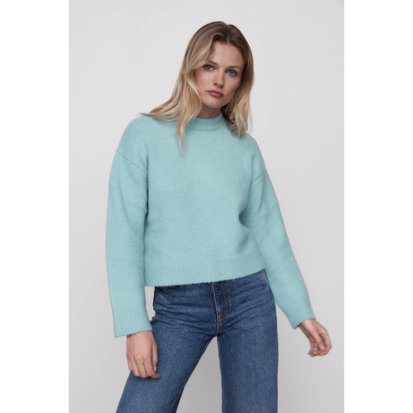 Zara Fuzzy Knit Sweater Crew Neck - Picture 2 of 8